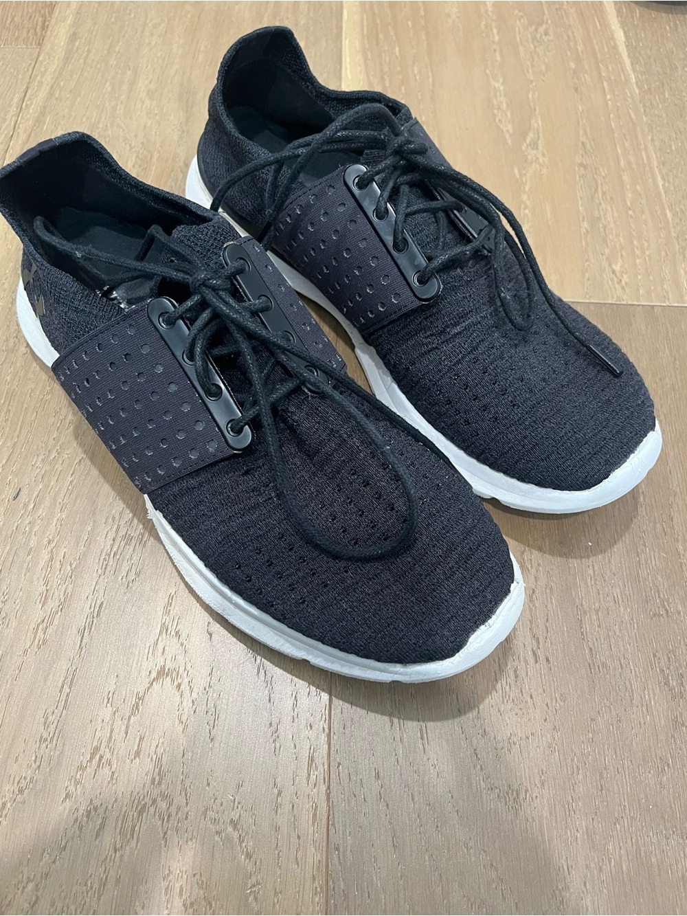 Under Armour Men's Black Knit Lace-Up Sneakers with White Sole